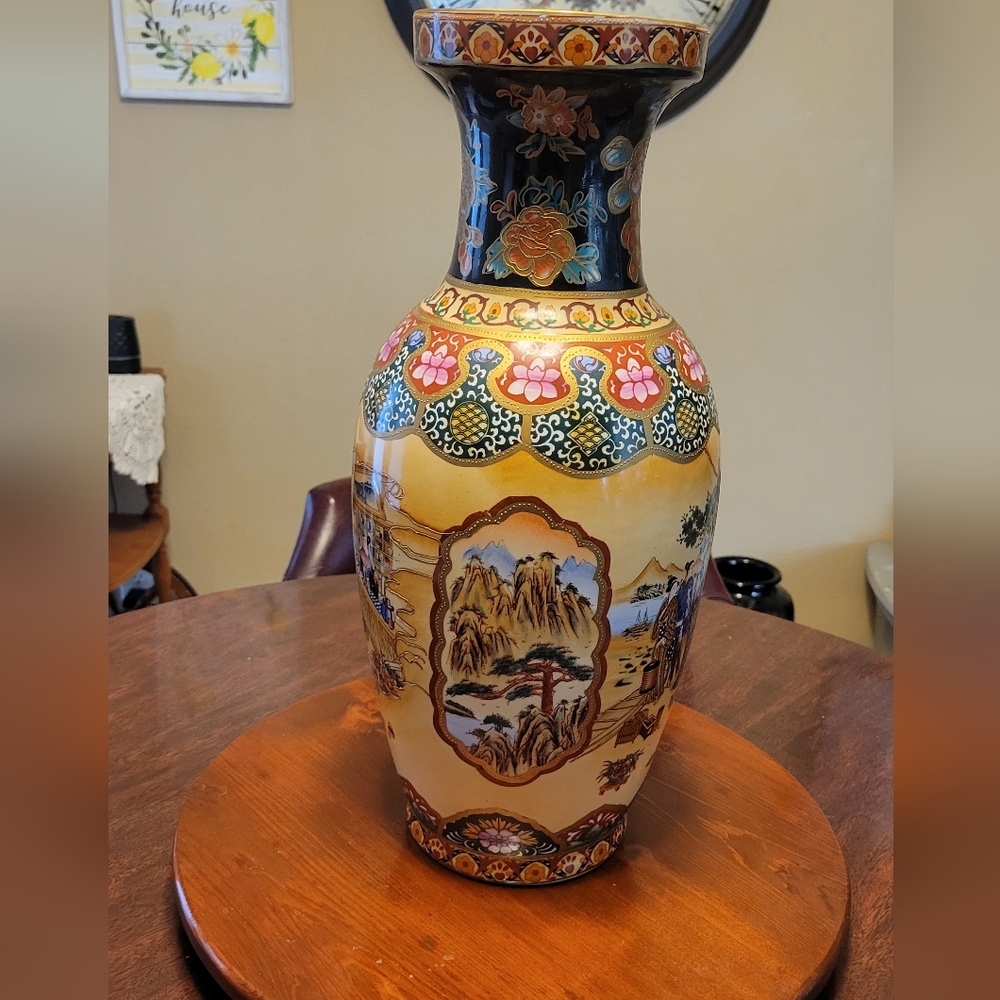 Large 18" Satsuma Style Vase Moriage Hand Landscape Gold Trim